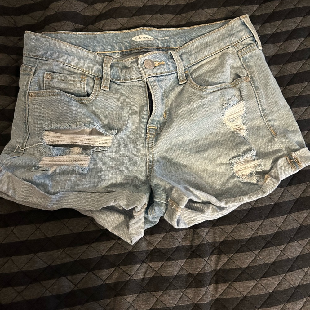 Old navy boyfriend shorts